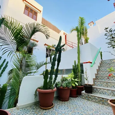 Castillo Leon Agaete * Agaete (Gran Canaria)