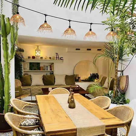 Castillo Leon ヴィラ アガエテ